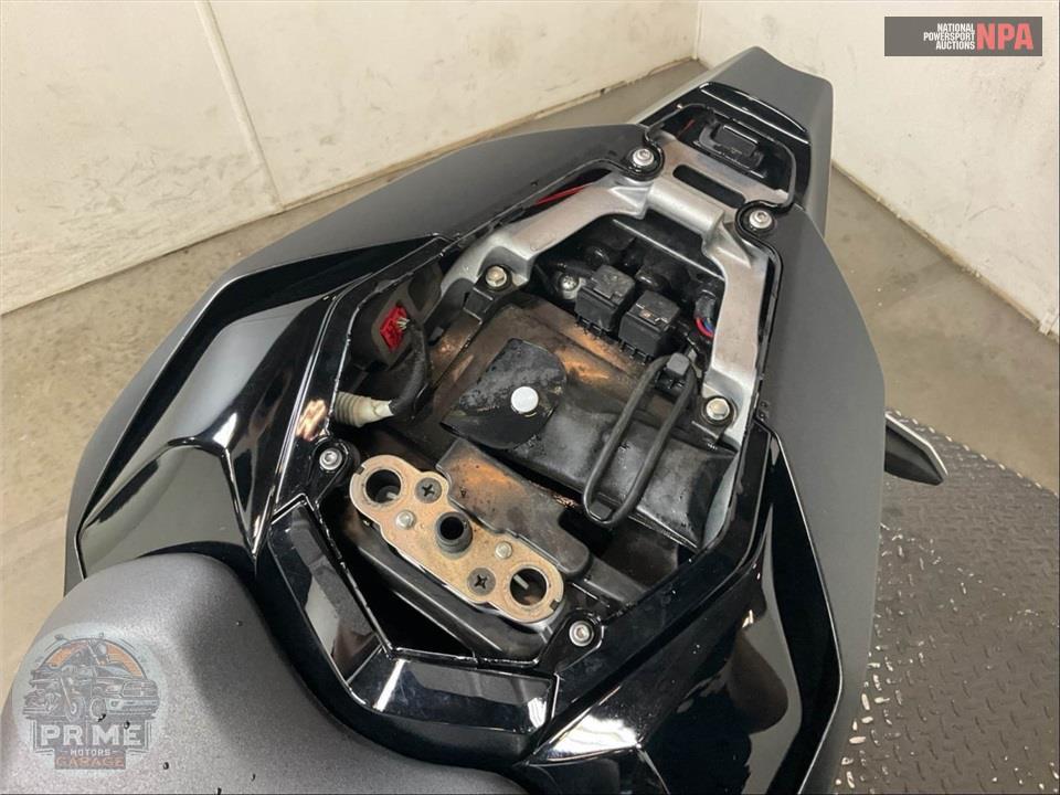 2024 Kawasaki NINJA ZX-10R — фото 13