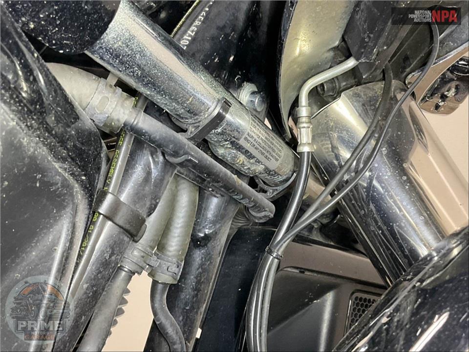 2014 Harley-Davidson FLHTK ELECTRA GLIDE ULTRA LIMITED — фото 11