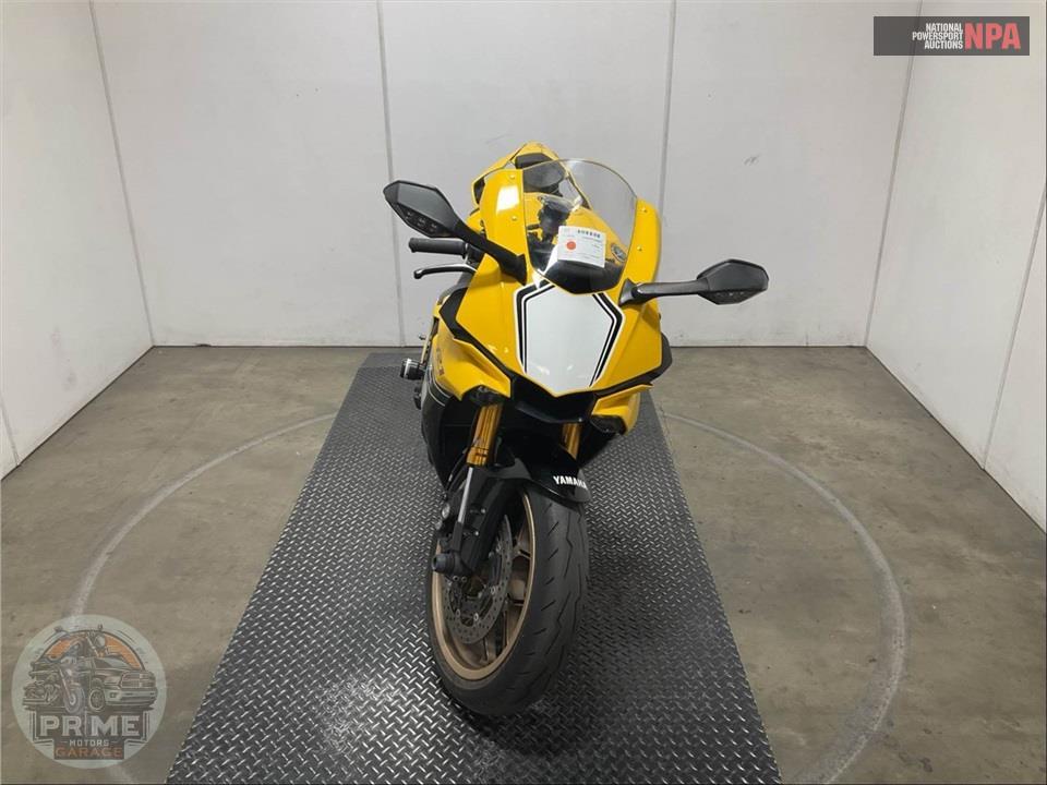 2016 Yamaha YZF-R1 — фото 2