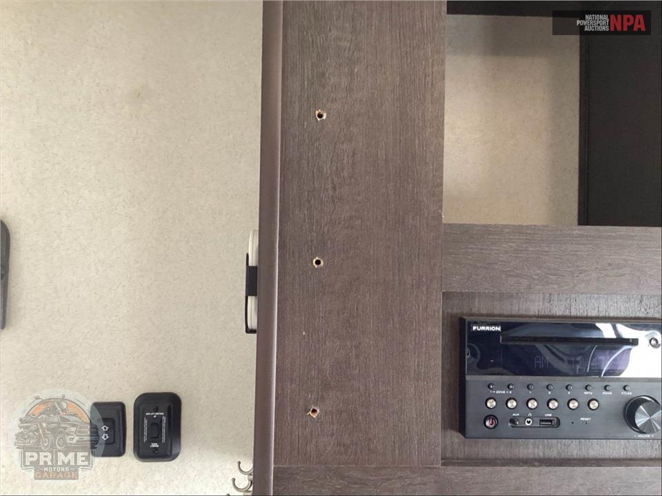 2019 Salem By Forest River M-211SSXL - CRUISE LITE TOY HAULER SERIES — фото 43