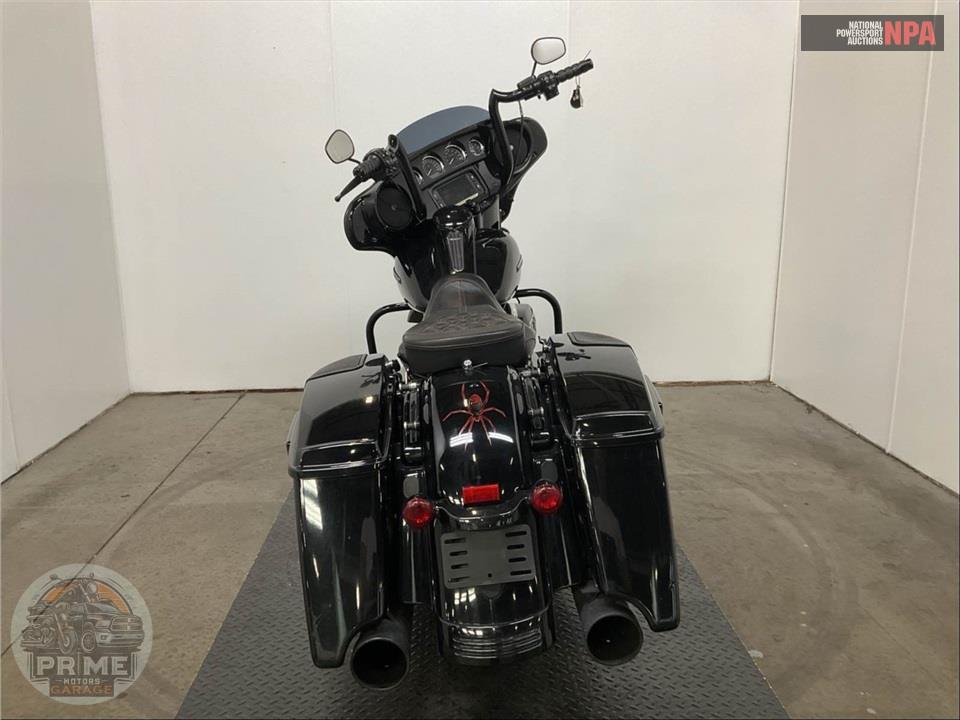 2018 Harley-Davidson FLHXS STREET GLIDE SPECIAL — фото 4