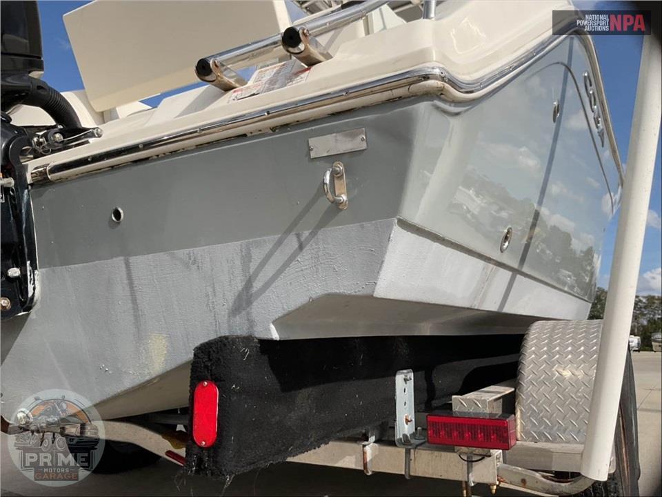 2019 Cobia Boats 220 CENTER CONSOLE L=22/E=1-150HP MERCURY OB — фото 15