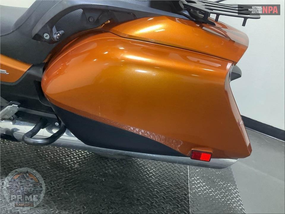 2013 Honda GL1800BDD GLDWNG F6B DLX — фото 29