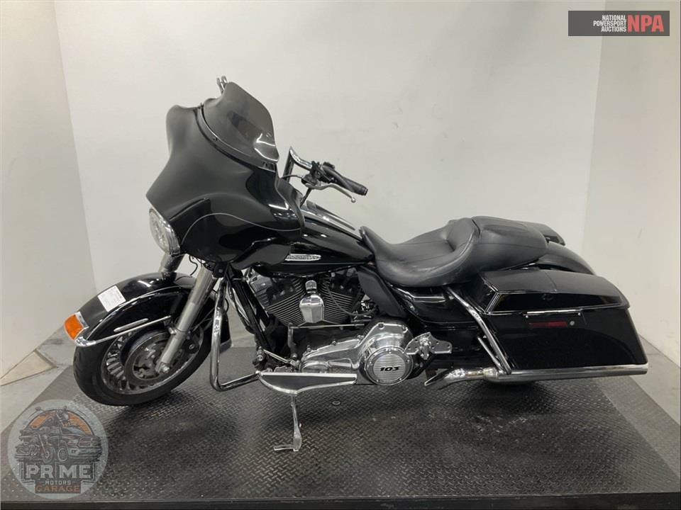 2011 Harley-Davidson FLHTK ELECTRA GLIDE UL LI — фото 3