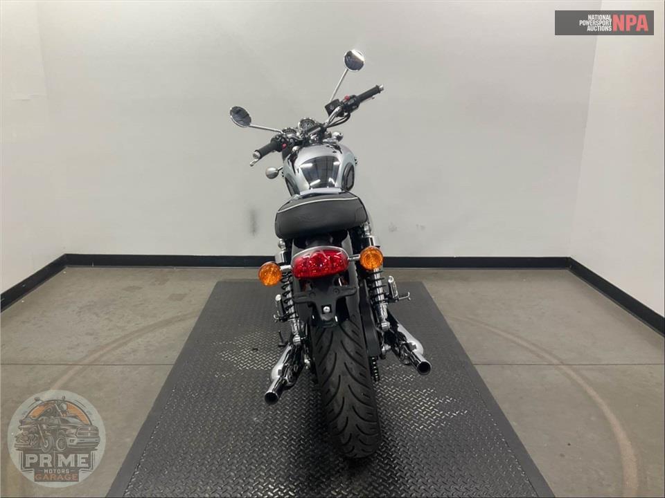 2023 Triumph BONNEVILLE T120 (CHROME EDITION) — фото 4