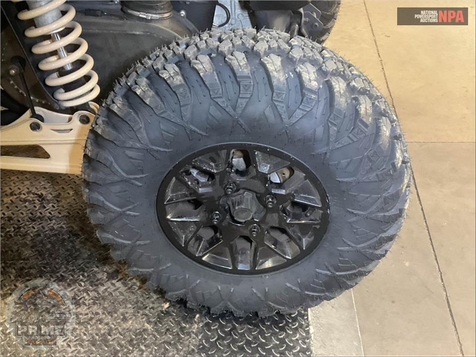 2023 Can-Am MAVERICK X3 MAX X DS TURBO RR 64 (BLACK ONLY) — фото 26