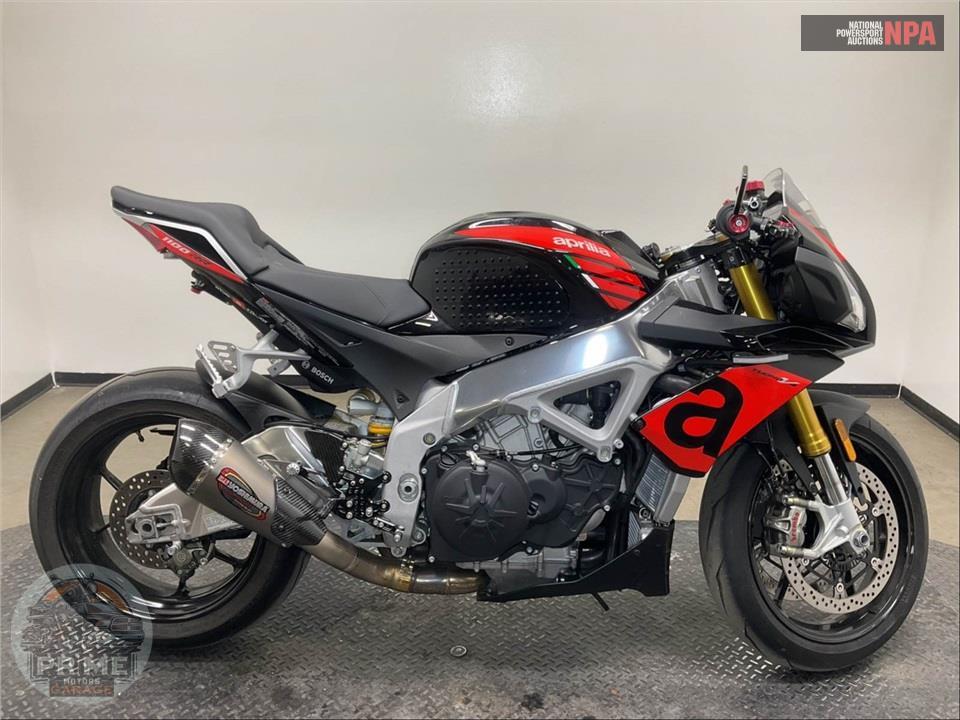 2017 Aprilia TUONO V4 1100 RR ABS — фото 1