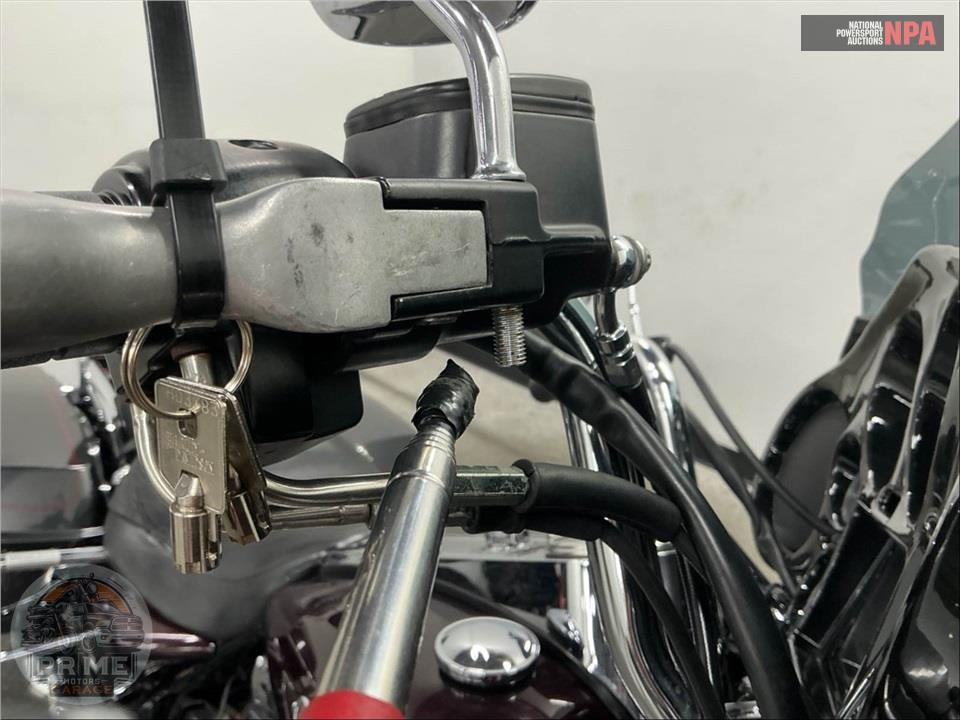 2005 Harley-Davidson FLHRCI ROAD KING CLASSIC — фото 32