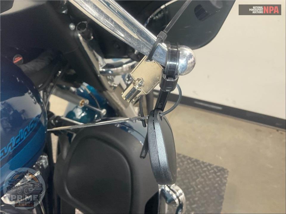 2020 Harley-Davidson FLHTCUTG TRI GLIDE ULTRA — фото 10