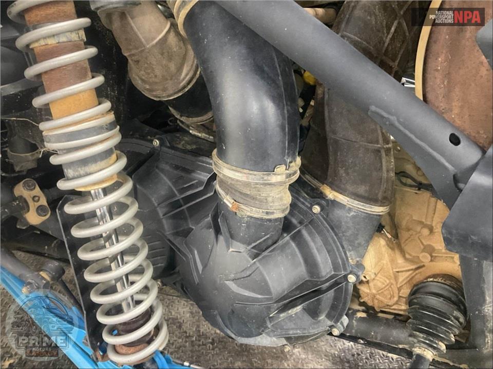 2021 Can-Am MAVERICK X3 DS TURBO R — фото 9