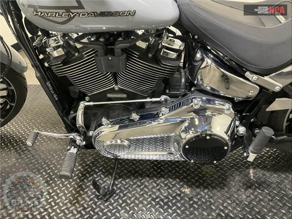 2026 Harley-Davidson FXBR BREAKOUT — фото 7