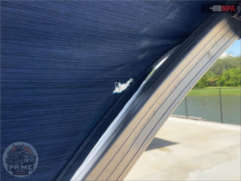 2023 Bennington Pontoons 22 SF(*)S SERIES L=23/E=1-115HP YAMAHA OB — фото 28