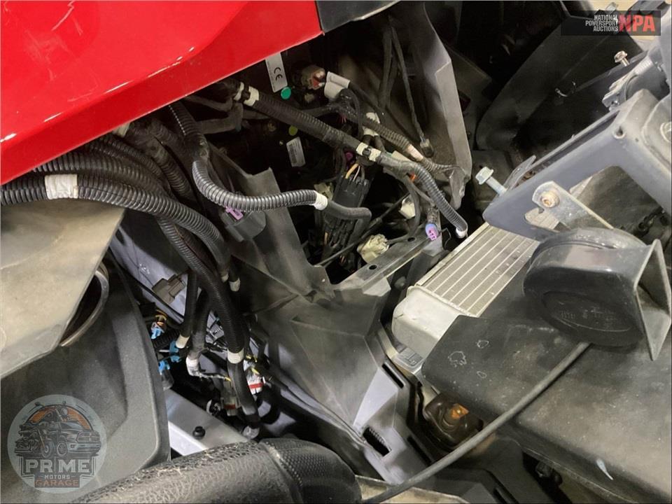 2015 Polaris SLINGSHOT SL — фото 38