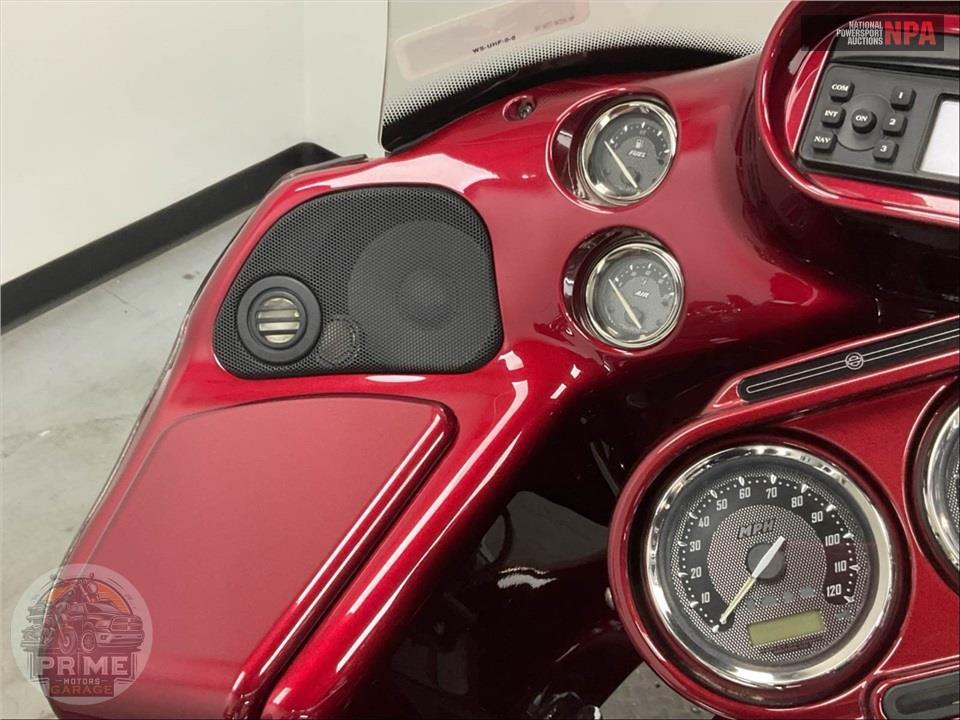 2011 Harley-Davidson FLTRUSE — фото 36