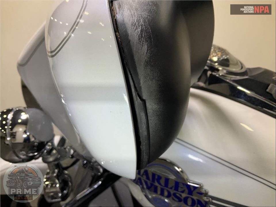 2005 Harley-Davidson FLHTCUI ULTRA CLASSIC ELECTRA GLIDE — фото 17
