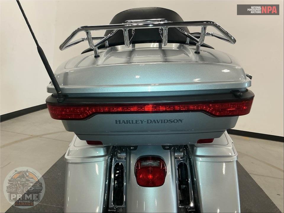 2015 Harley-Davidson FLHTCUL ULTRA CLASSIC LOW — фото 24