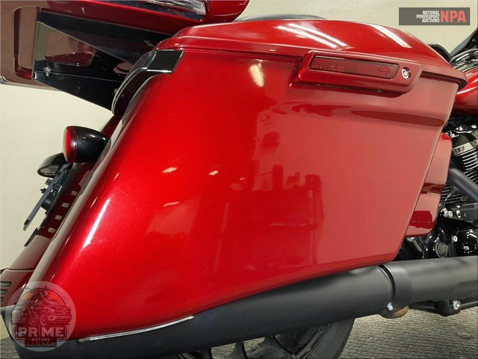 2018 Harley-Davidson FLTRXS ROAD GLIDE SPECIAL — фото 19