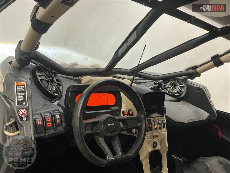 2023 Can-Am MAVERICK X3 X RS TURBO RR (DESERT TAN & CARBON BLACK RED) — фото 36