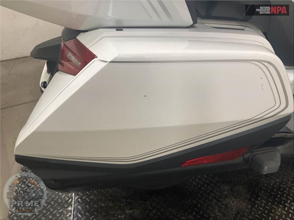 2020 Honda GL1800 GOLDWING TOUR — фото 21