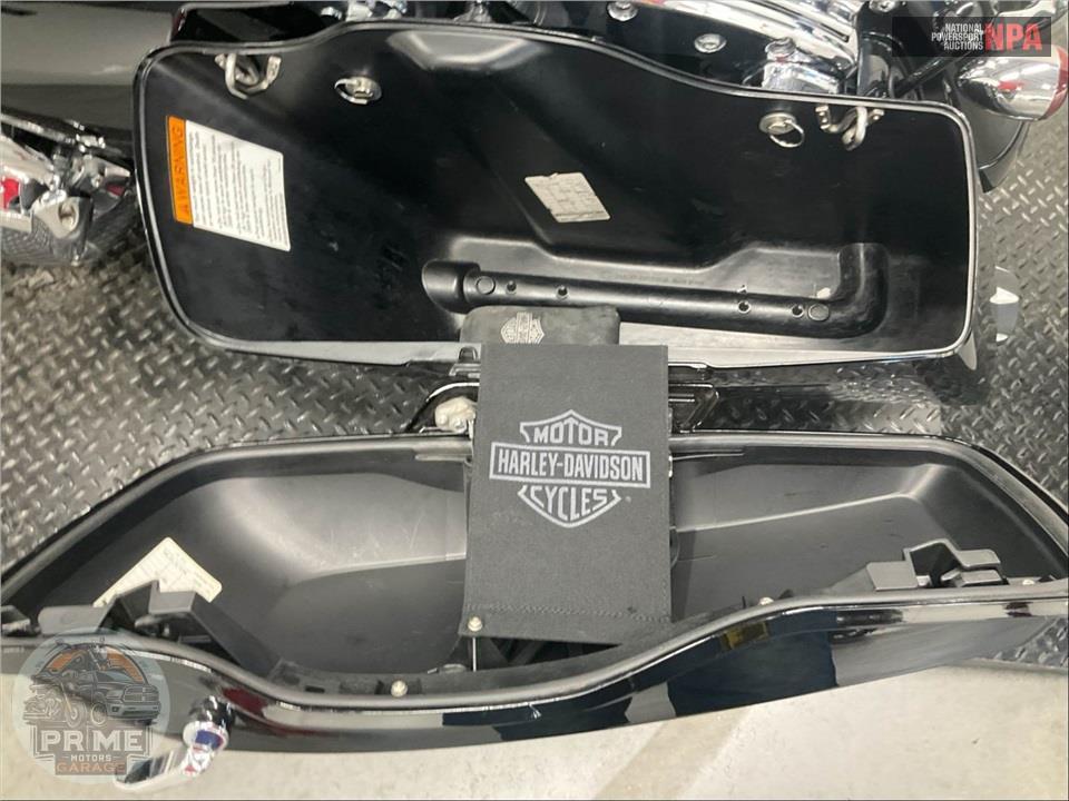 2014 Harley-Davidson FLHXS STREET GLIDE — фото 16