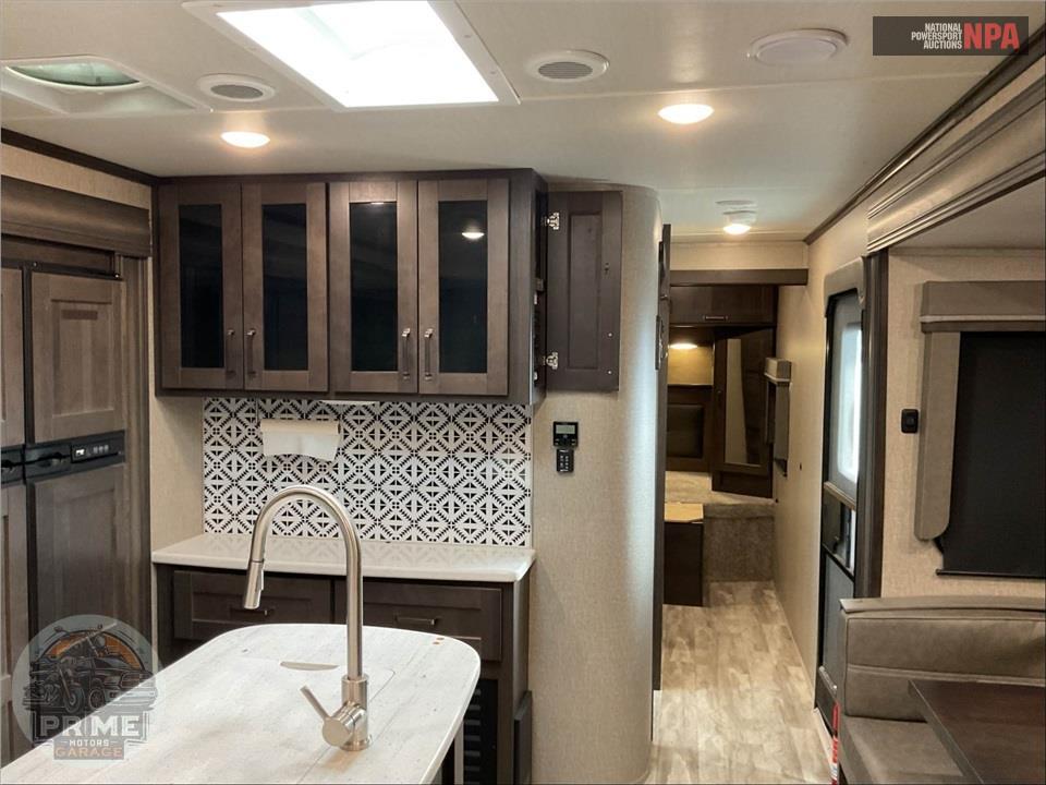 2021 Grand Design Recreational Vehicles M-312BHTS - REFLECTION SERIES — фото 9