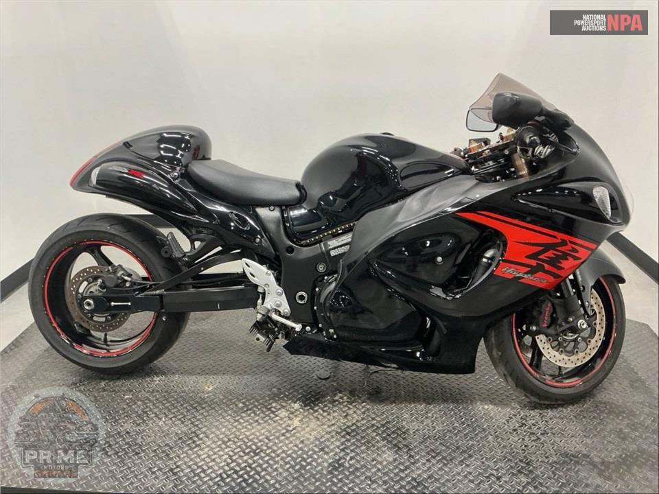 2019 Suzuki GSX1300RAL9 HAYABUSA — фото 1