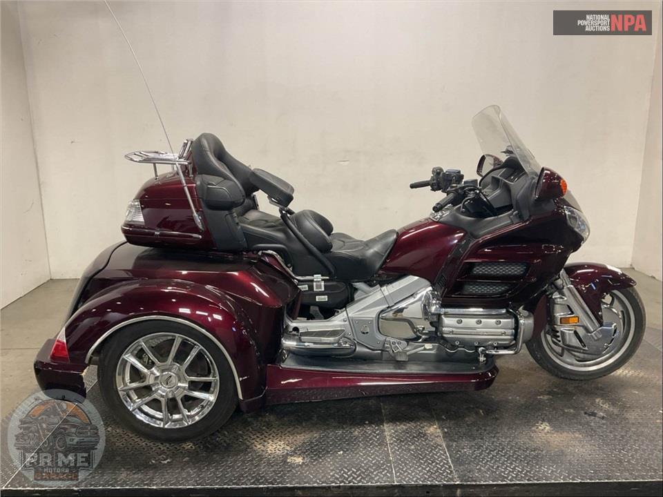 2008 Honda GL1800PM8 GOLDWING — фото 1