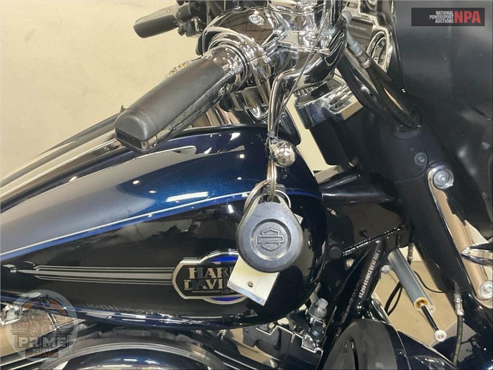 2013 Harley-Davidson FLHTCUTG TRIGLIDE UL CLSC — фото 11