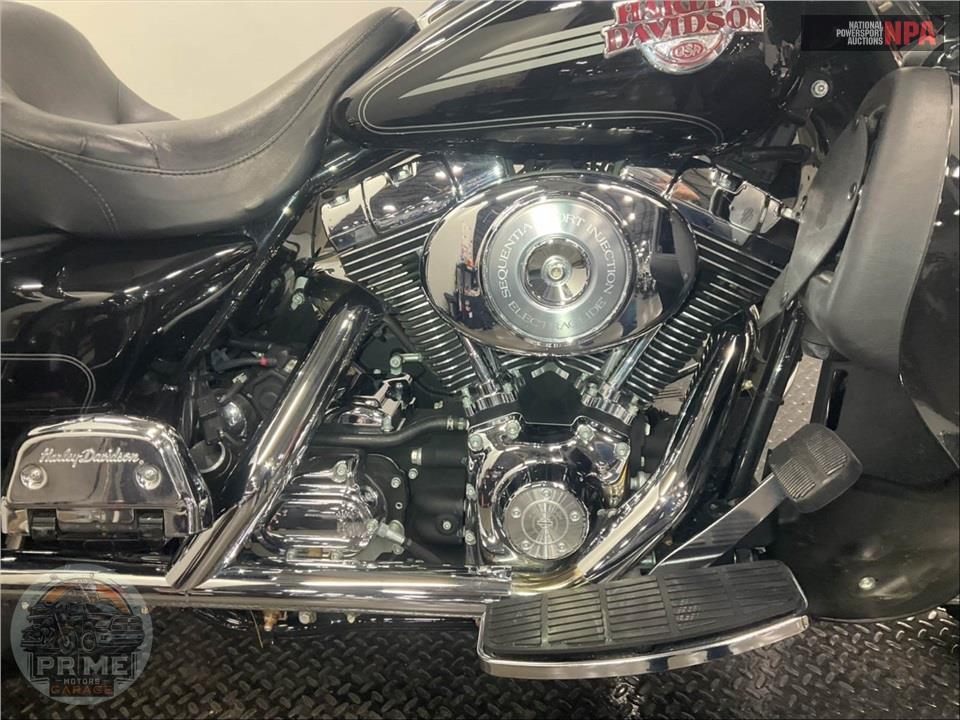 2005 Harley-Davidson FLHTCUI ULTRA CLASSIC ELECTRA GLIDE — фото 6