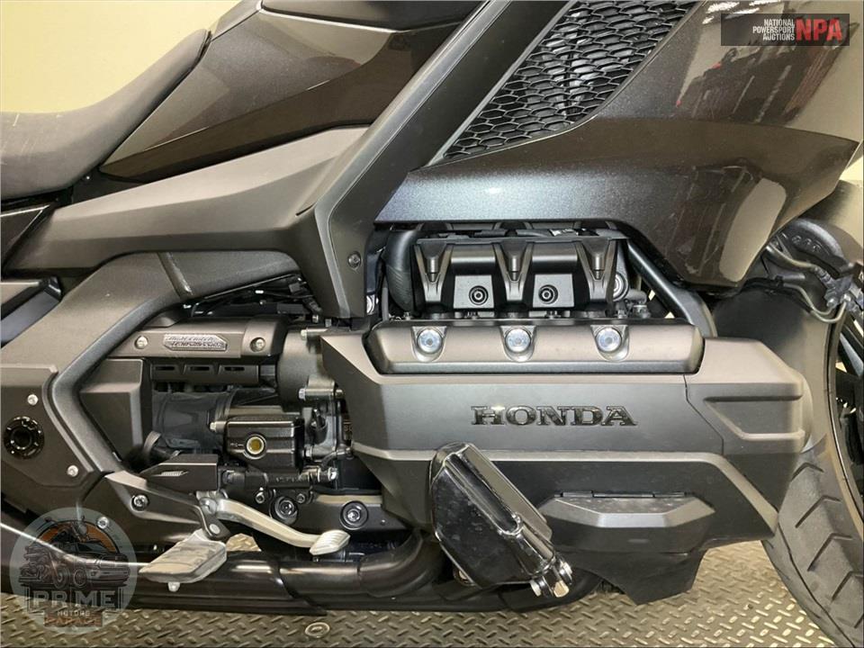 2022 Honda GL1800D GOLDWING TOUR DCT — фото 6