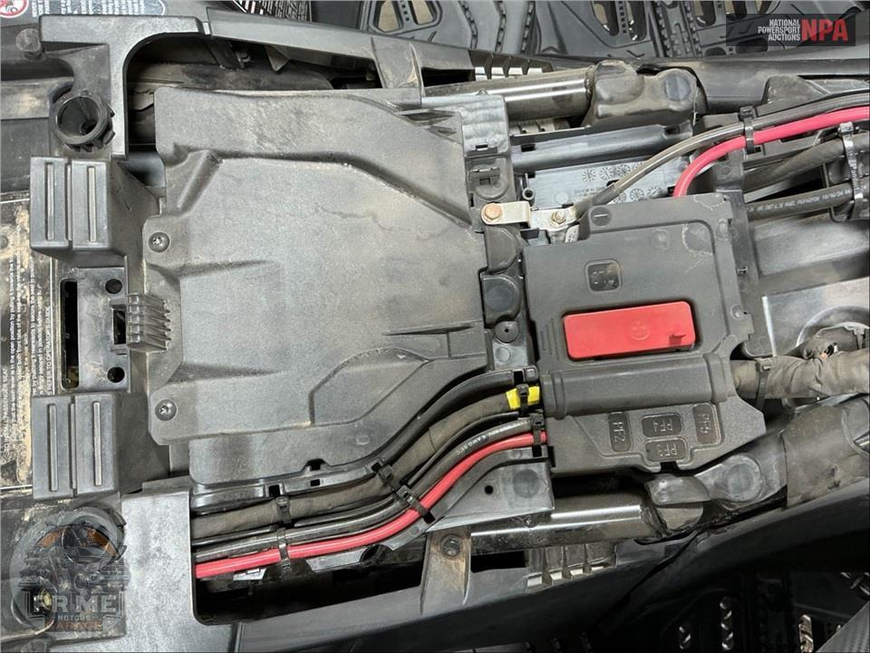 2025 Can-Am OUTLANDER MAX DPS 850 — фото 12