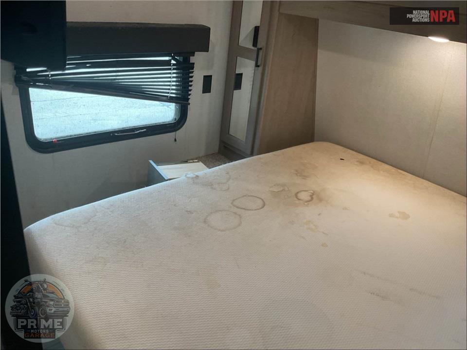 2021 Keystone Rv M-28 RKS - HIDEOUT LUXURY SERIES — фото 13