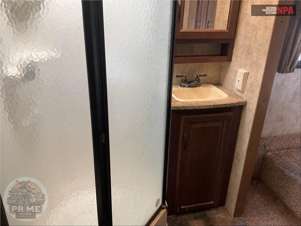 2013 Keystone Rv M-284 FRE - SYDNEY FIFTH WHEEL SERIES — фото 19
