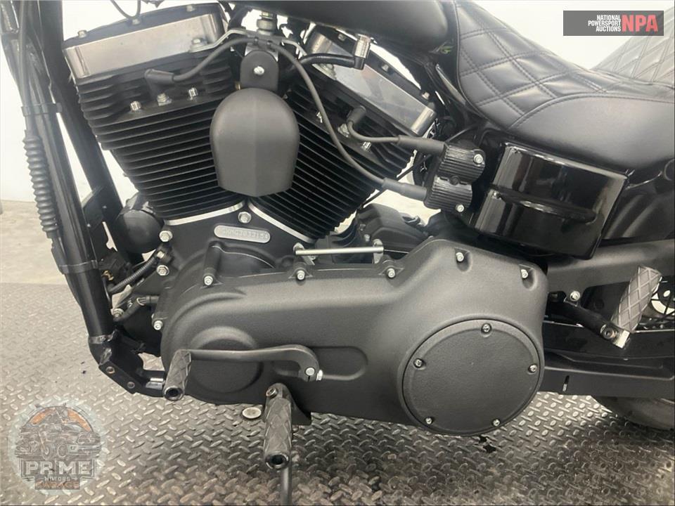 2016 Harley-Davidson FXDB STREET BOB — фото 7
