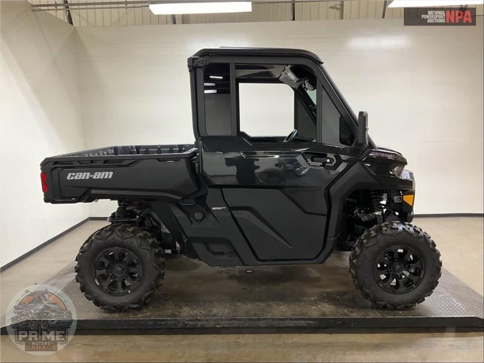 2025 CAN-AM DEFENDER DPS CAB HD9