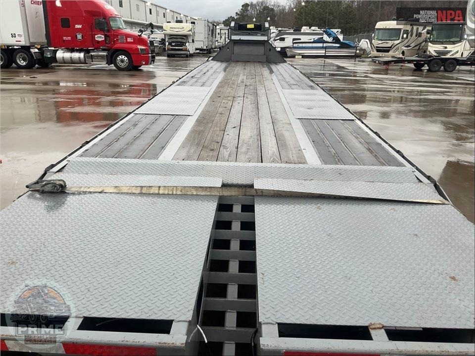 2022 Diamond C Trailers FMAX212 — фото 14