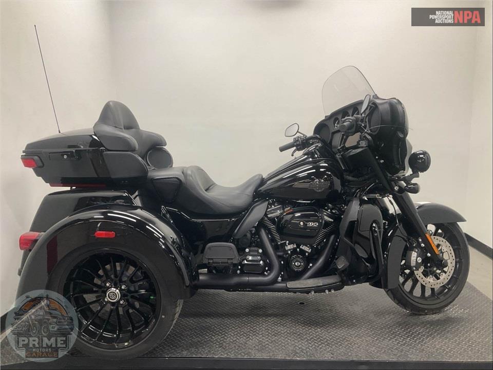 2025 HARLEY-DAVIDSON FLHTCUTG TRI GLIDE ULTRA CLASSIC