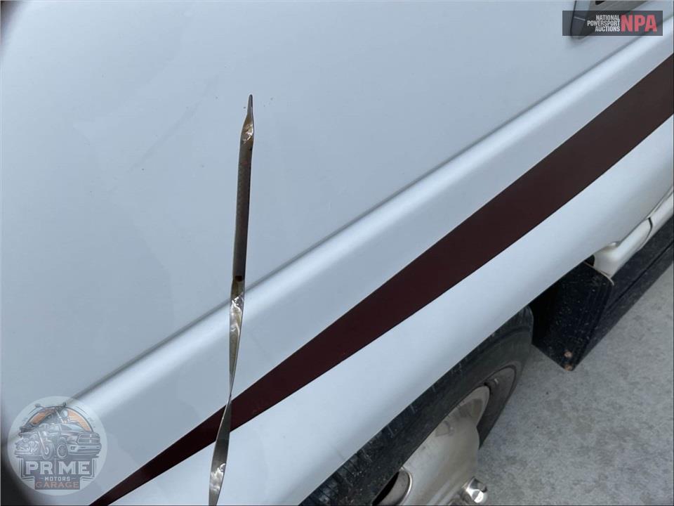 2018 Thor Motor Coach WS31 E450-V10 - QUANTUM SERIES — фото 46