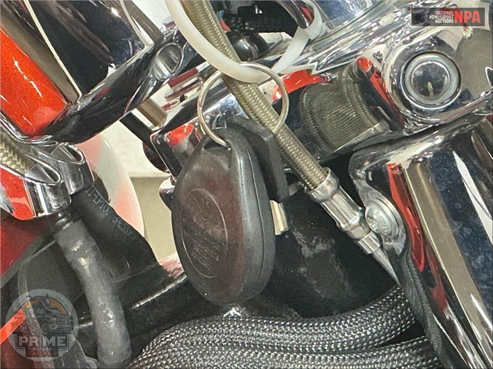 2014 Harley-Davidson FXSBSE CVO BREAKOUT — фото 13
