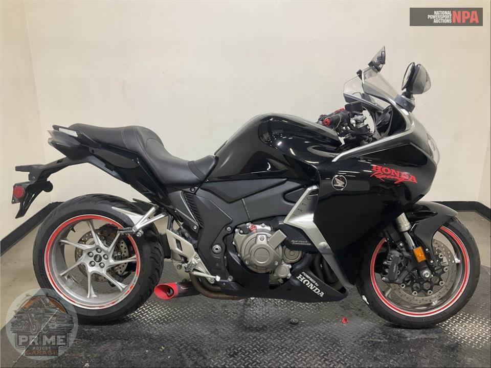 2013 Honda VFR12FDD DCT — фото 1