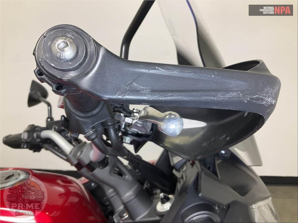 2017 Honda VFR1200XH — фото 19