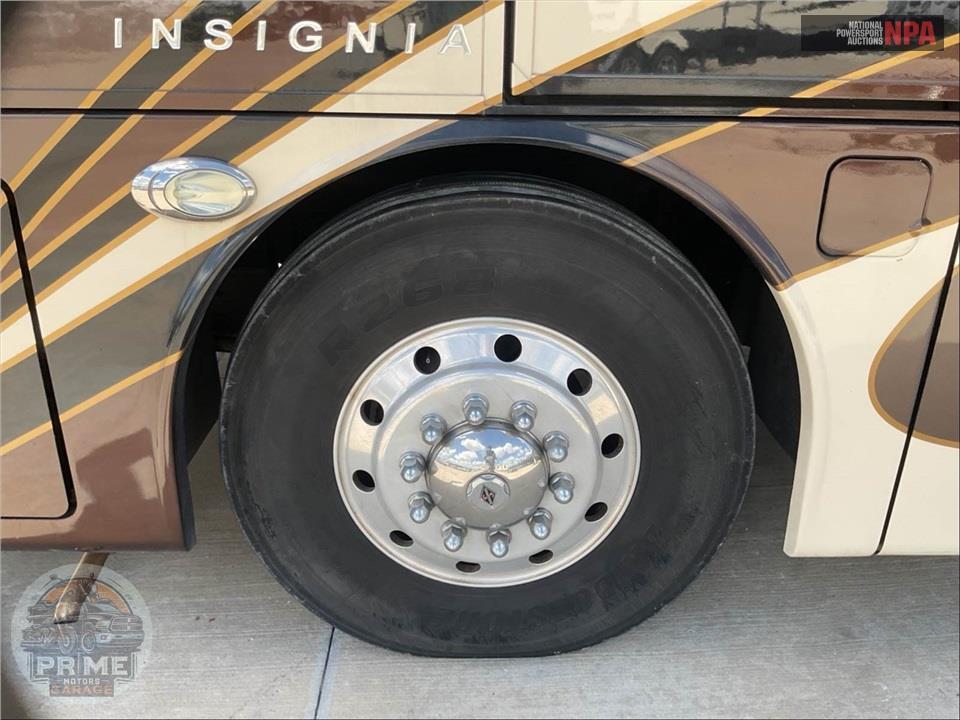 2017 Entegra Coach M-44B CUMMINS - INSIGNIA SERIES — фото 61