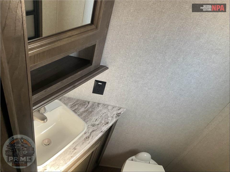 2019 Keystone Rv M-362 RD - MONTANA HIGH COUNTRY FIFTH WHEEL SERIES — фото 18