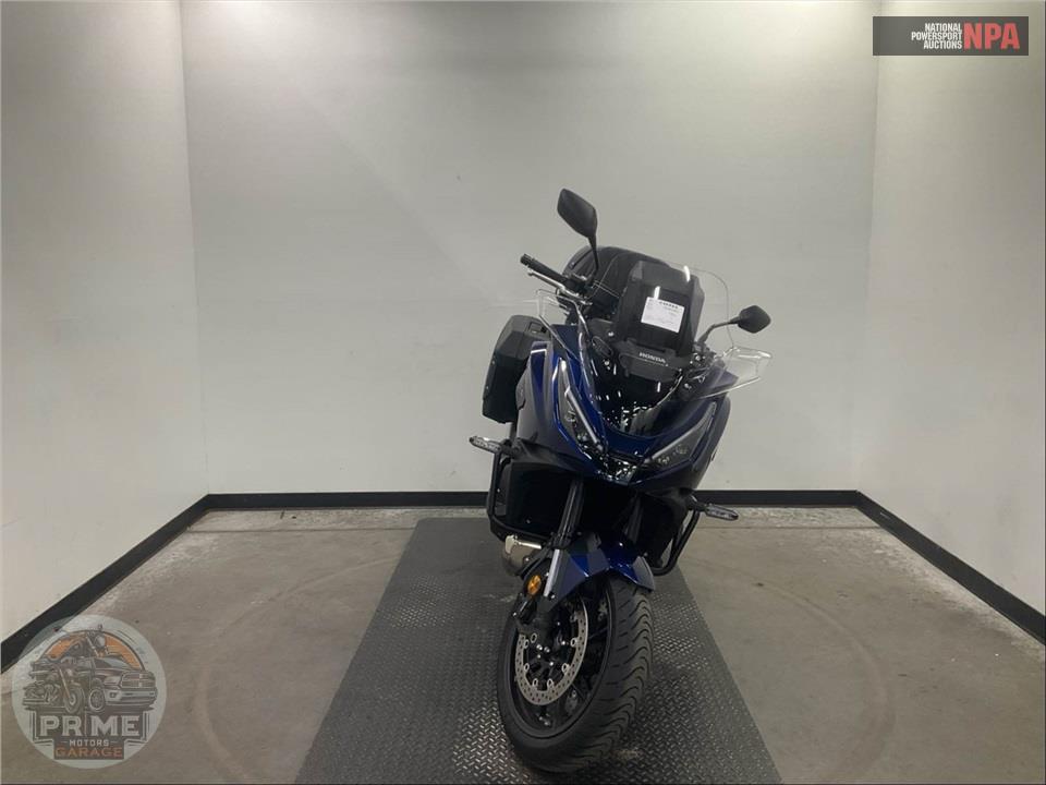 2025 Honda NT1100 DCT — фото 2
