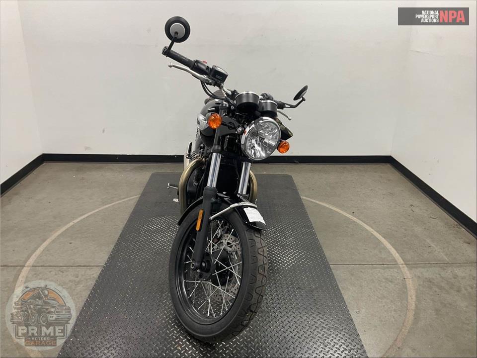 2022 Triumph BONNEVILLE T100 (BLACK) — фото 2