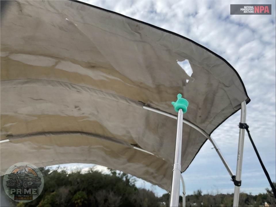 2015 Hurricane Boat SUNDECK SPORT 231 L=23/E=1-150HP YAMAHA OB — фото 33