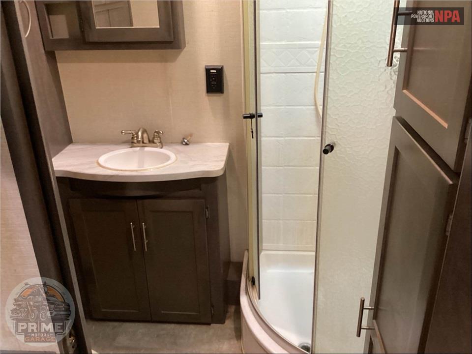 2019 Crossroads Rv M-253 RB - SUNSET TRAIL SUPER LITE SERIES — фото 15