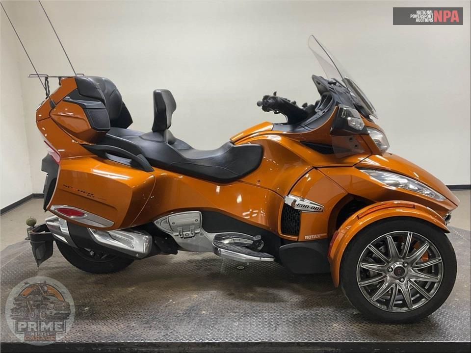 2014 CAN-AM SPYDER RT SE6 LIMITED