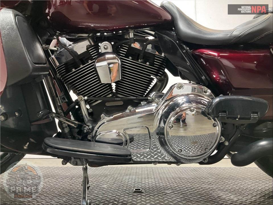 2014 Harley-Davidson FLHXS STREET GLIDE — фото 7