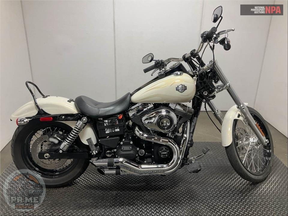 2015 Harley-Davidson FXDWG-103 DYNA WIDE GLIDE — фото 1